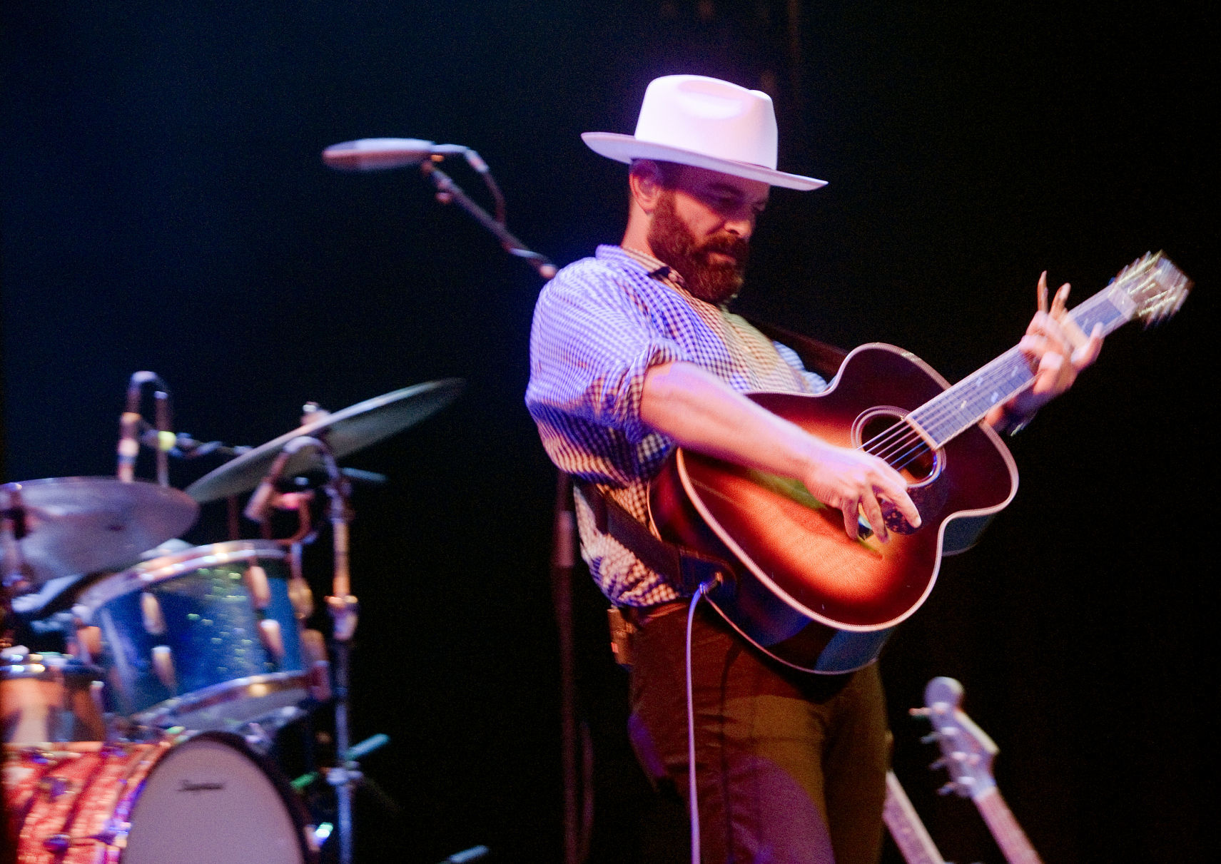 Drew Holcomb and The Neighbors